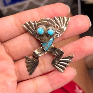 Vintage Native American frog brooch